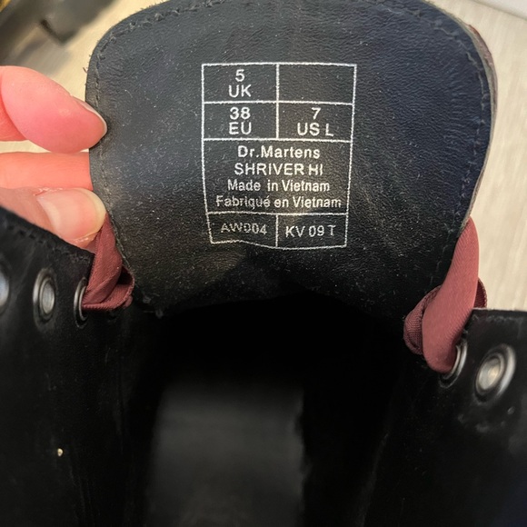 Doc Martens - Picture 6 of 6